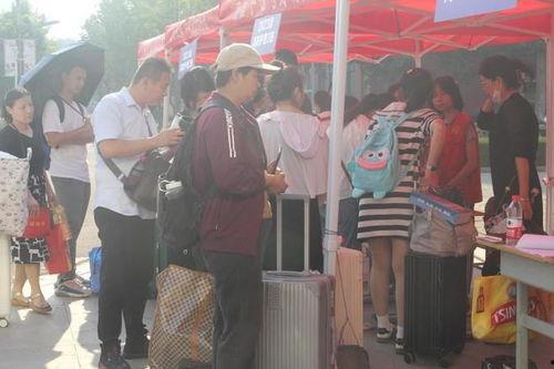 临沂卫校吃瓜,揭秘校园网络热议背后的真相  第2张